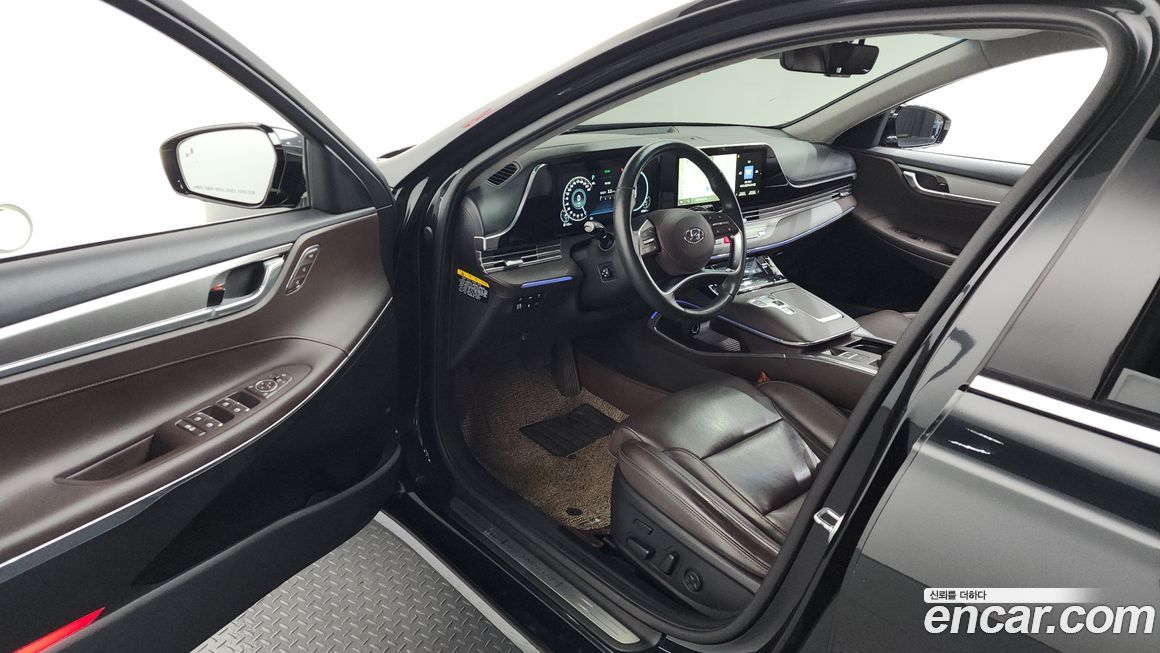 Hyundai Grandeur 2020