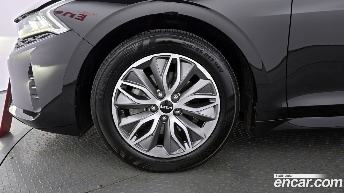 Kia K5 2023