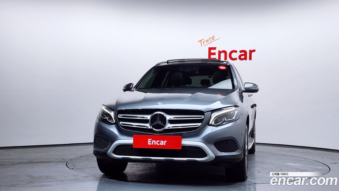 Mercedes-Benz GLC-Class 2019