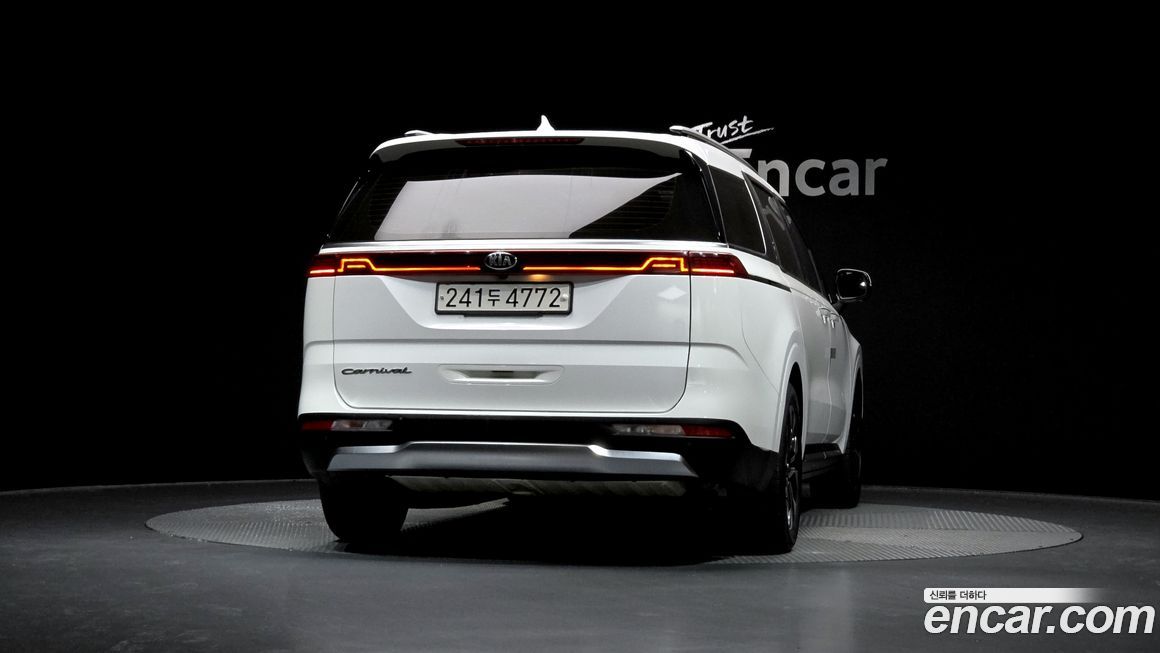 Kia Canival 2021