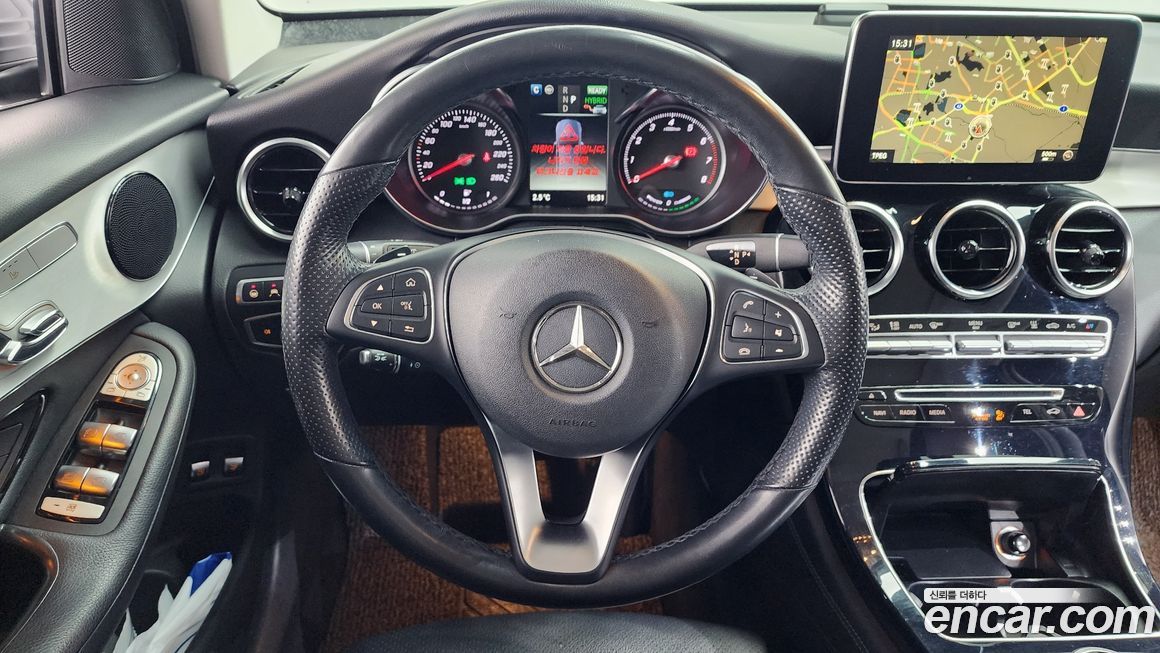 Mercedes-Benz GLC-Class 2019