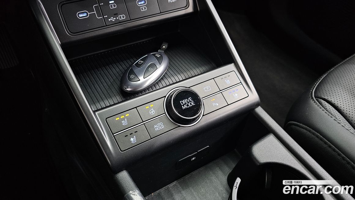 Hyundai Kona 2025