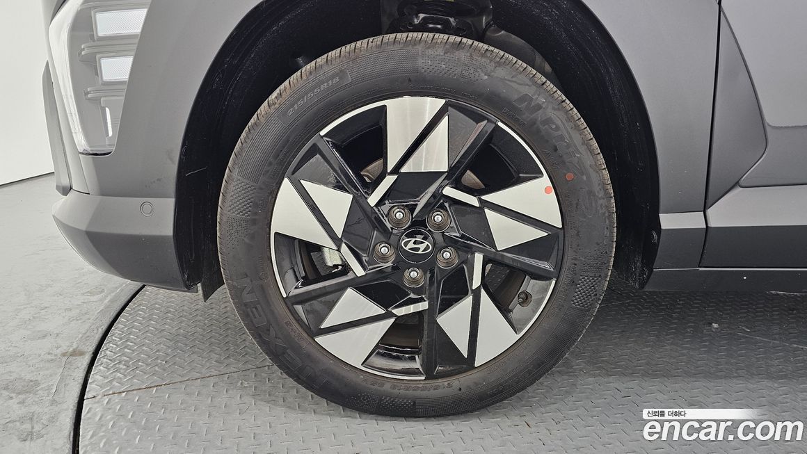 Hyundai Kona 2025