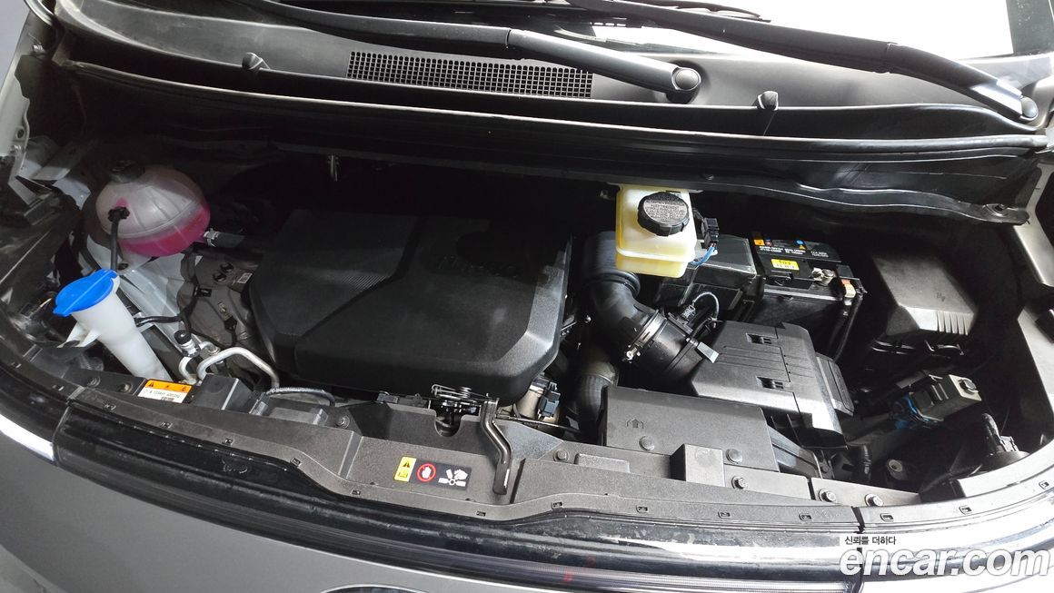 Hyundai Staria 2023
