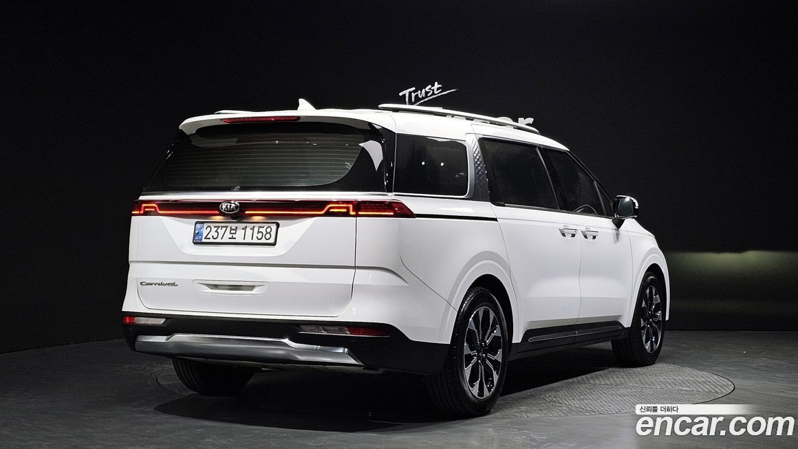 Kia Canival 2021