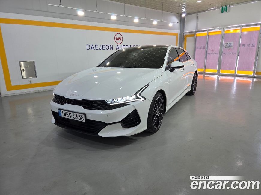 Kia K5 2023