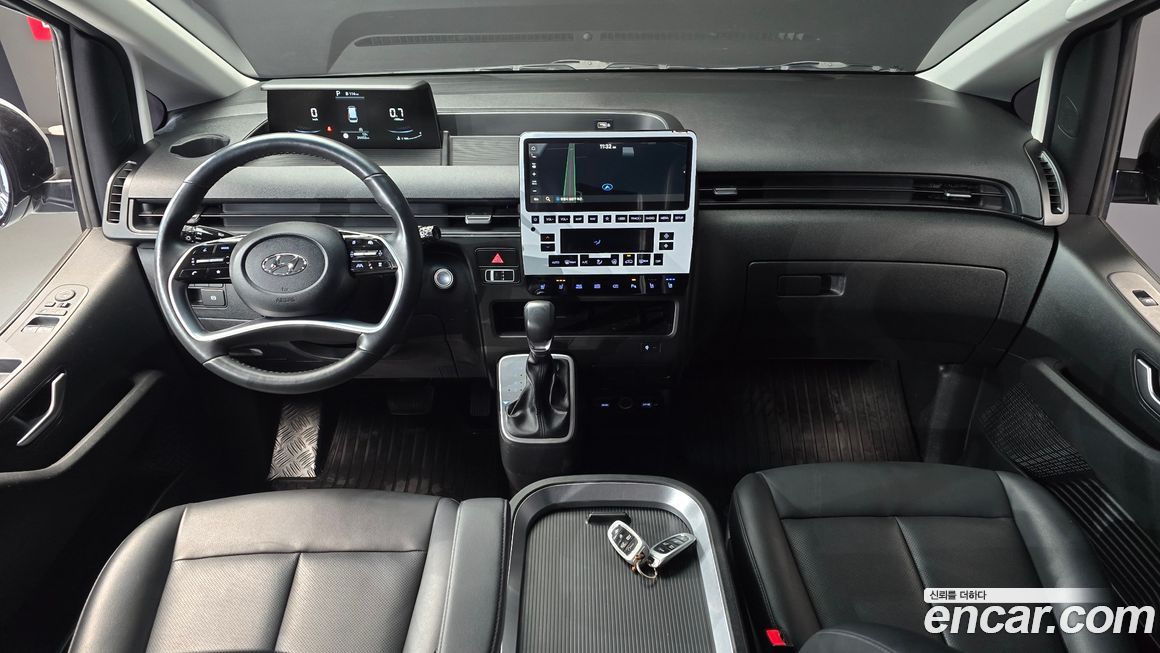 Hyundai Staria 2023