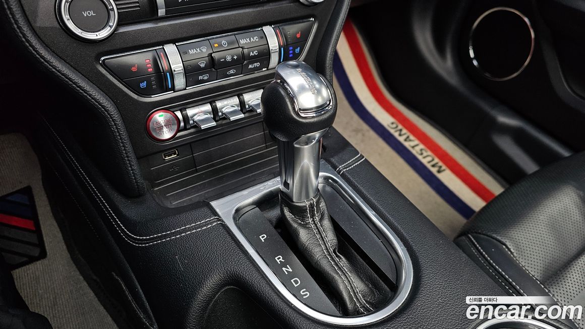 Ford Mustang 2019