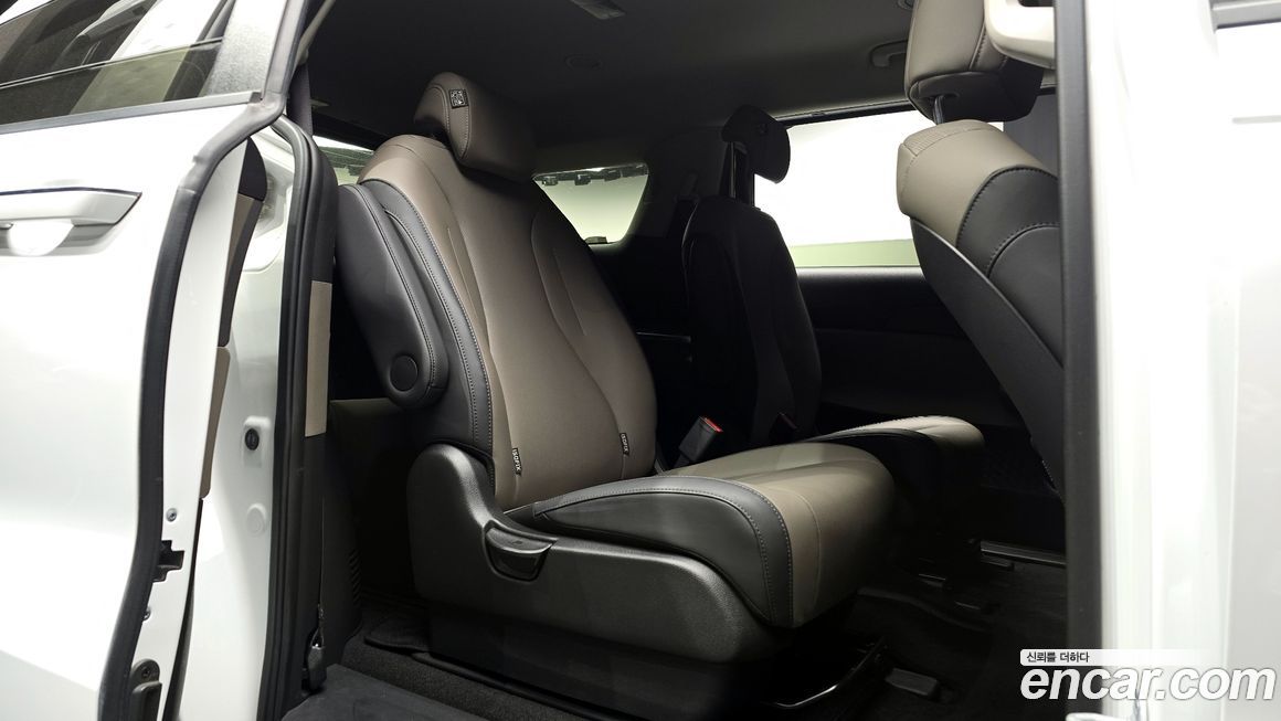 Kia Canival 2024