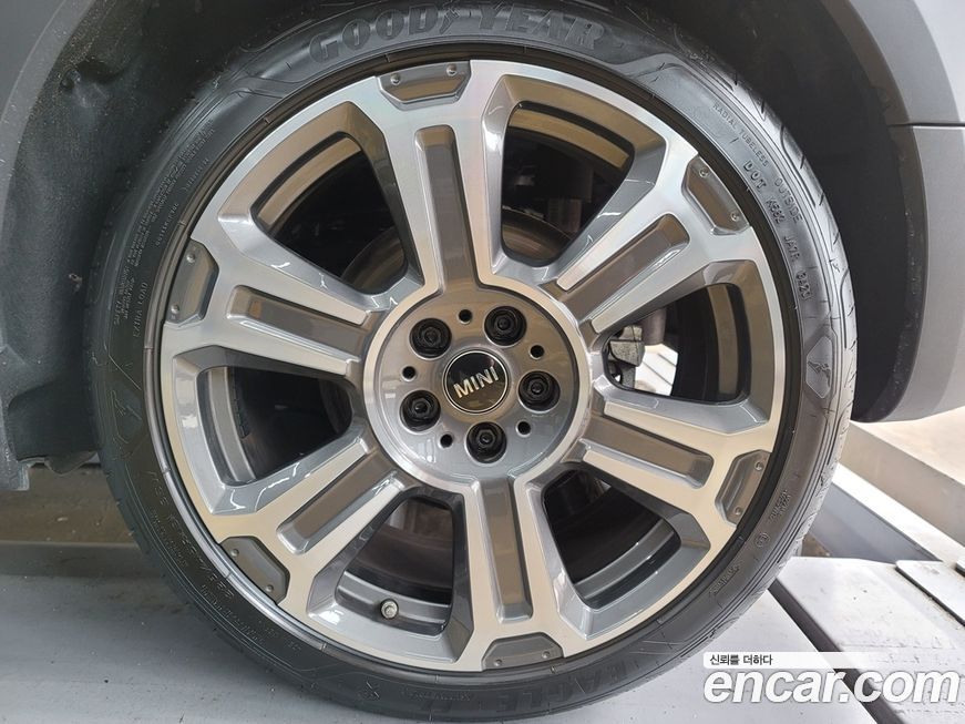 Mini Countryman 2021