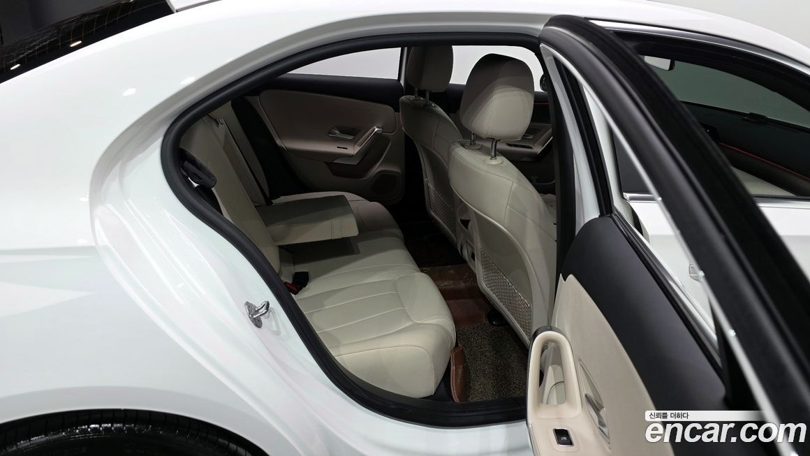 Mercedes-Benz A-Class 2023