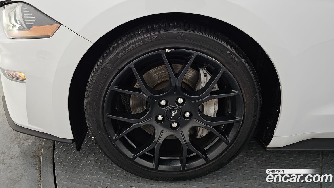 Ford Mustang 2019