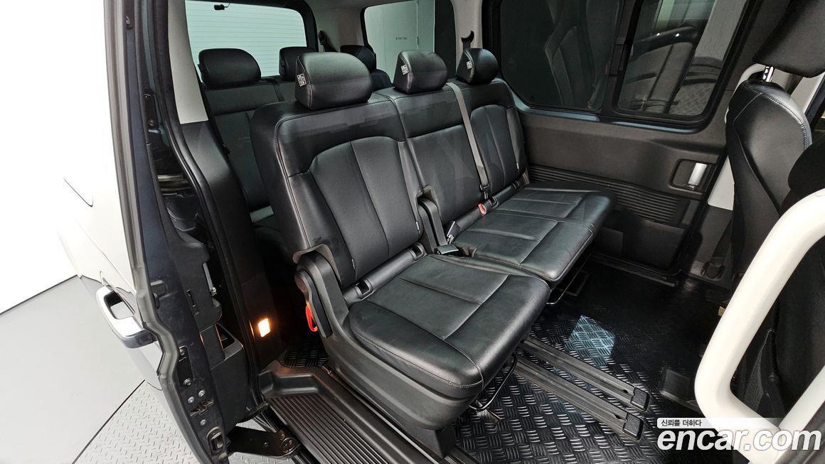Hyundai Staria 2023