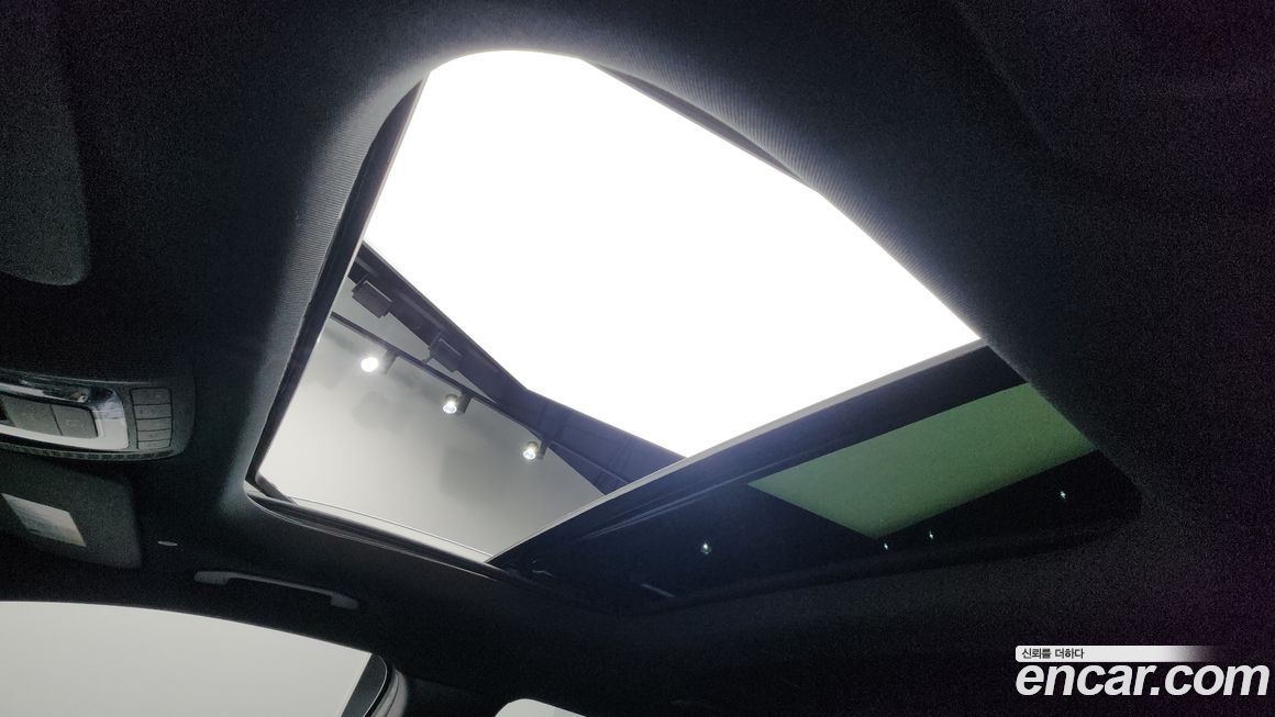 Mercedes-Benz GLB-Class 2021