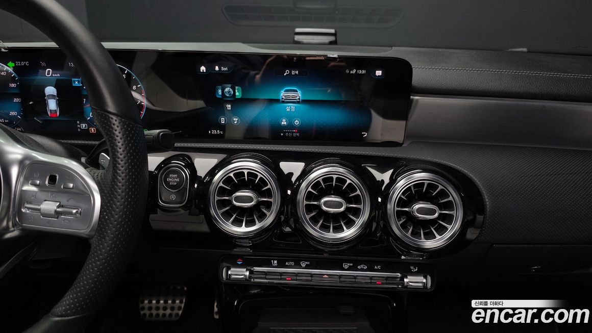 Mercedes-Benz CLA-Class 2021