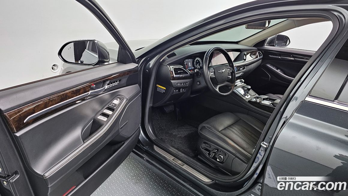 Genesis G90 2019
