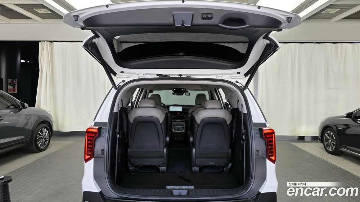 Kia Canival 2024