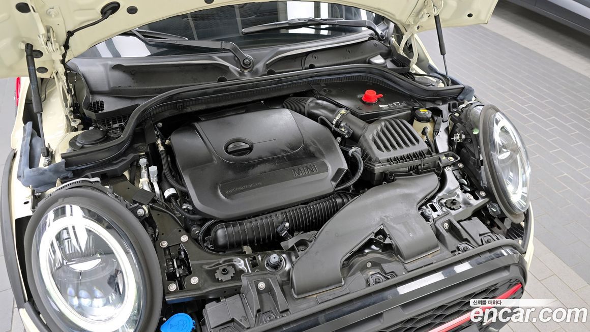 Mini Cooper Convertible 2022