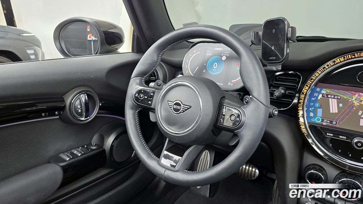 Mini Cooper Convertible 2022