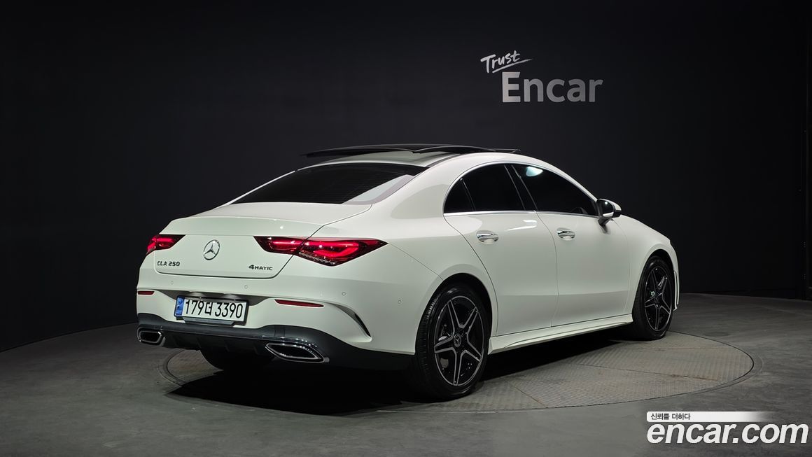 Mercedes-Benz CLA-Class 2021