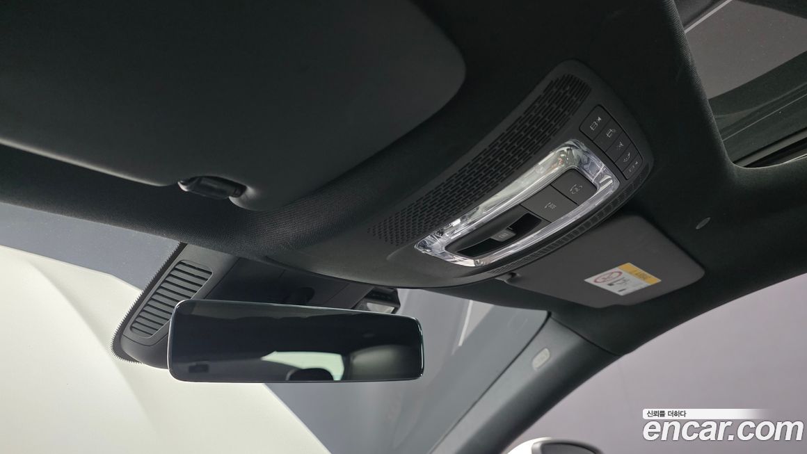 Mercedes-Benz CLA-Class 2021