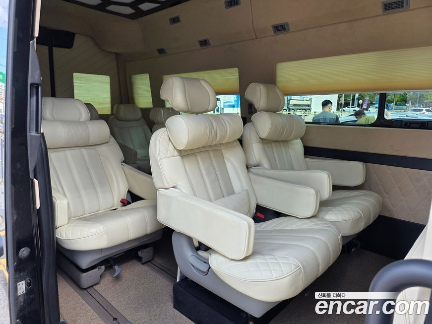 Hyundai Solati 2017
