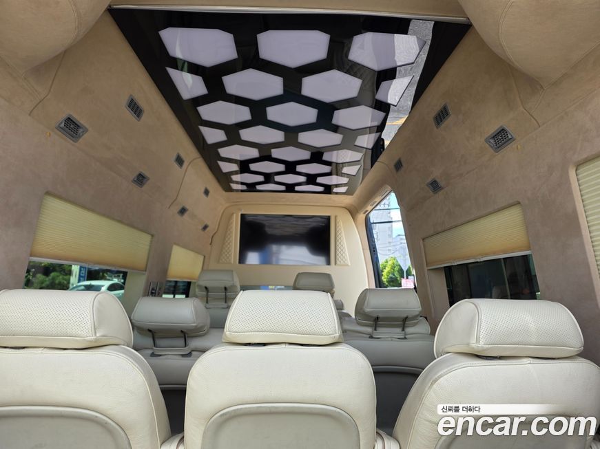Hyundai Solati 2017