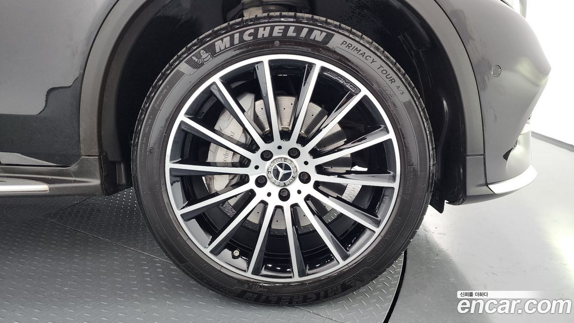 Mercedes-Benz GLC-Class 2019