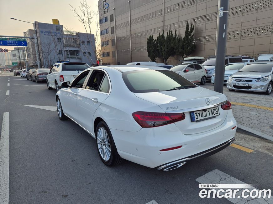 Mercedes-Benz E-Class 2021