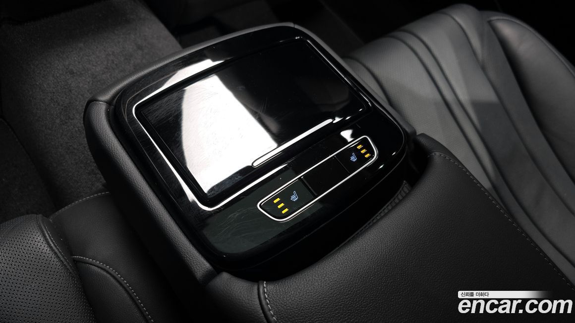 Genesis G80 2023