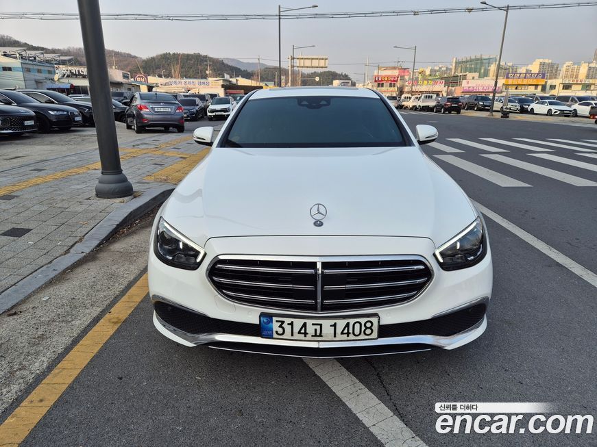 Mercedes-Benz E-Class 2021