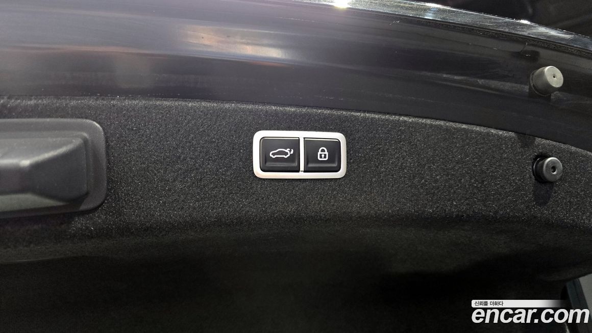Genesis G80 2023