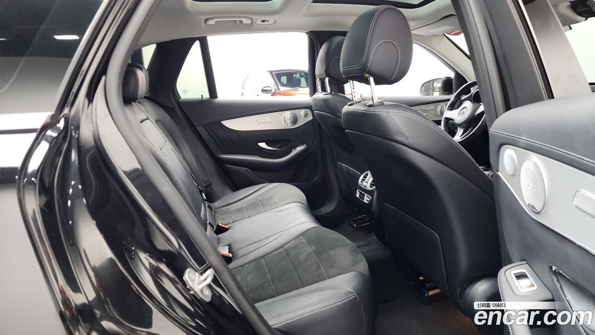 Mercedes-Benz GLC-Class 2019