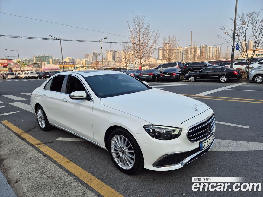 Mercedes-Benz E-Class 2021