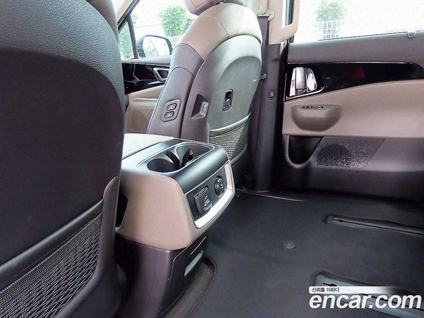 Kia Canival 2024