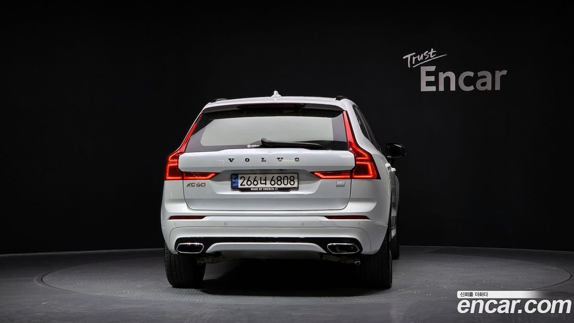 Volvo XC60 2021