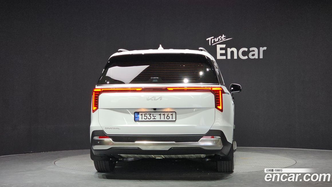 Kia Canival 2024