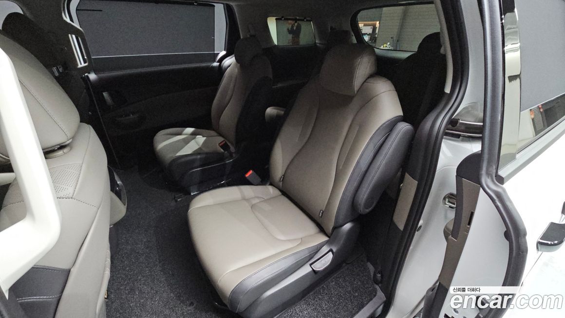 Kia Canival 2024