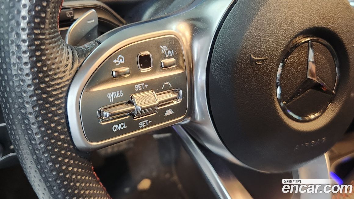 Mercedes-Benz GLB-Class 2022