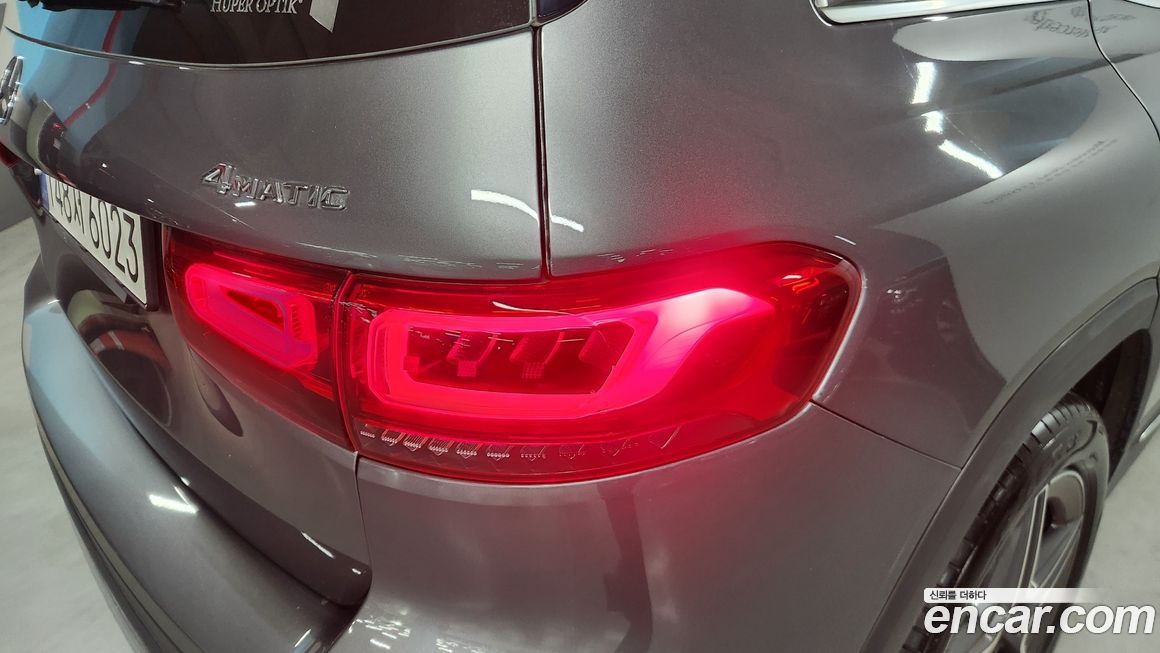 Mercedes-Benz GLB-Class 2022