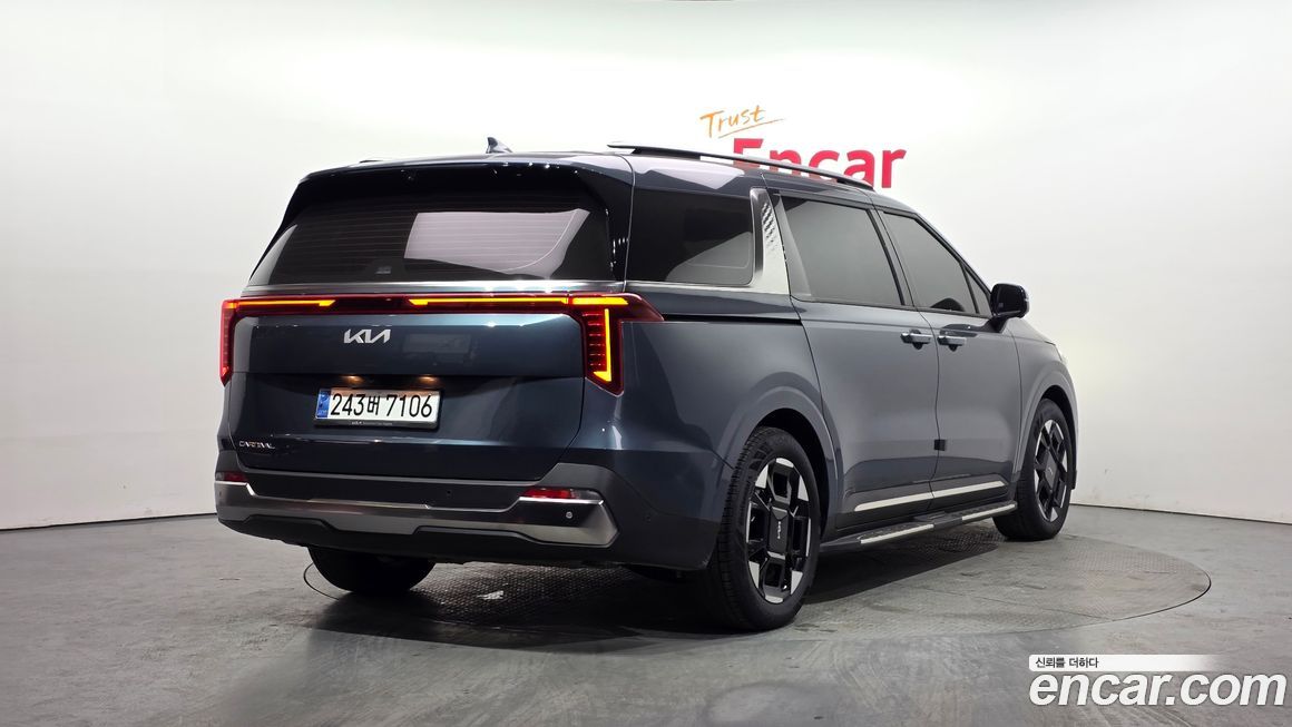 Kia Canival 2024