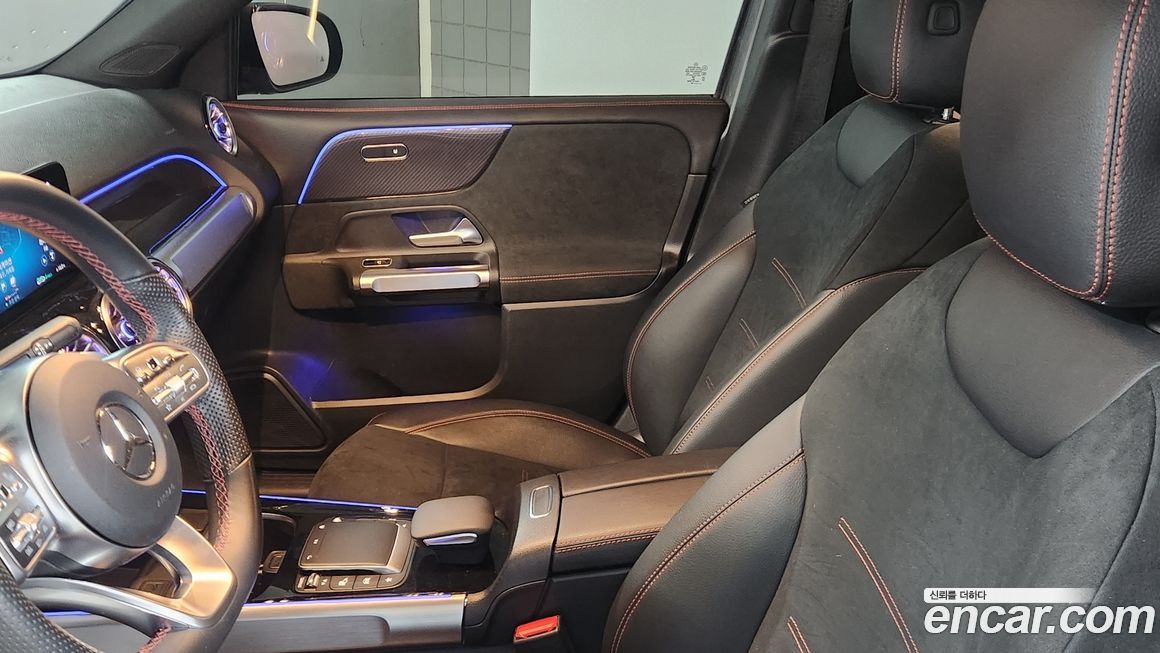 Mercedes-Benz GLB-Class 2022