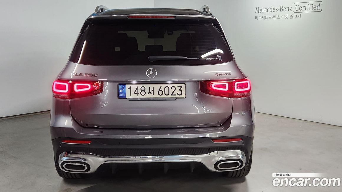 Mercedes-Benz GLB-Class 2022