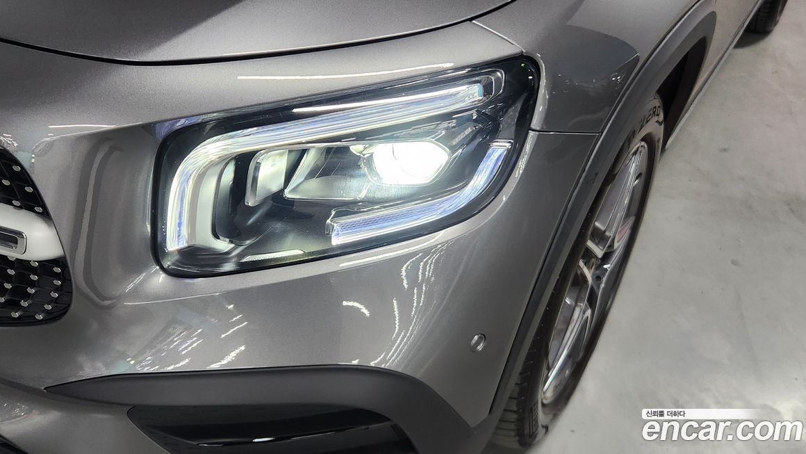 Mercedes-Benz GLB-Class 2022