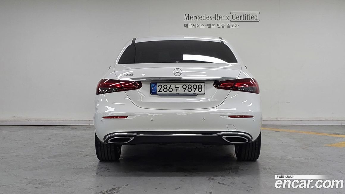 Mercedes-Benz E-Class 2021