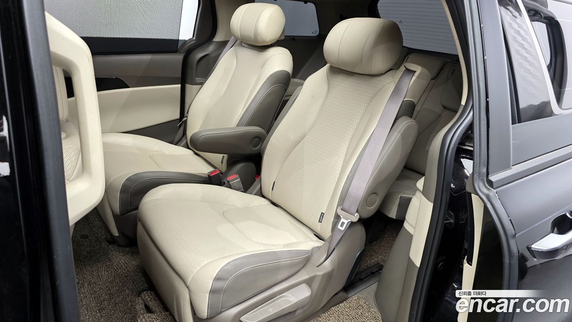 Kia Canival 2025