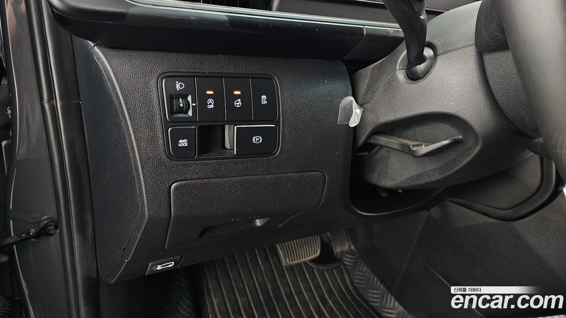 Hyundai Staria 2025