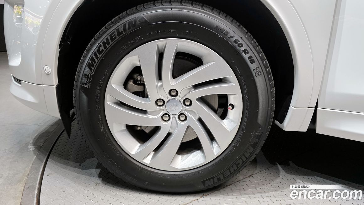 Land Rover Discovery Sport 2025