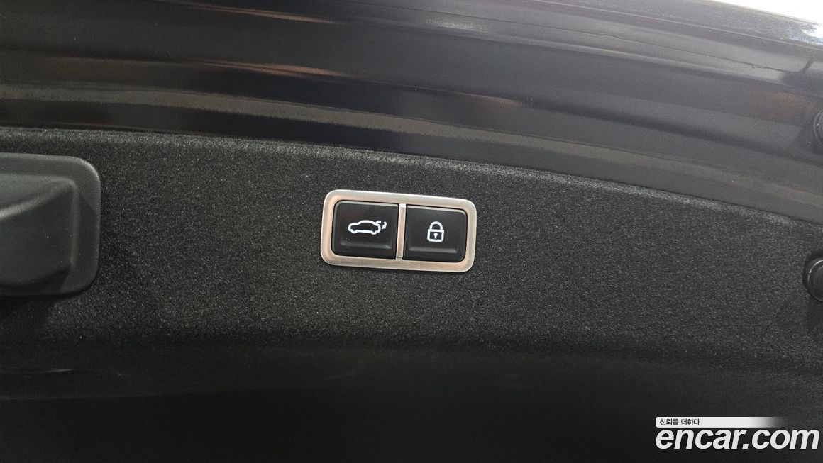 Genesis G80 2023