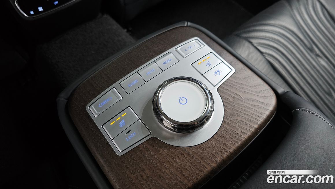 Genesis G80 2023